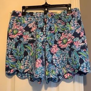 Great condition Lilly shorts